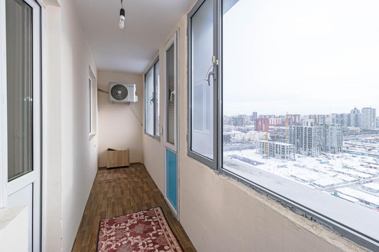 Apartments 7 Я-21/5-133 Astana Bagian luar foto